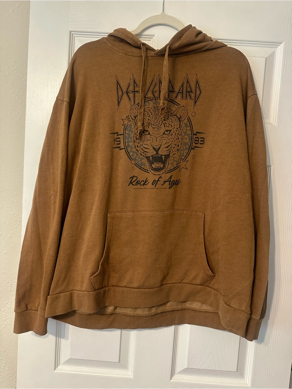 Def Leppard Brown Graphic Pullover Hoodie